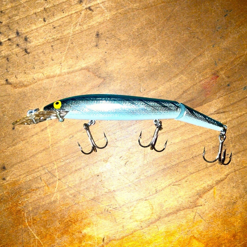 Good used condition , vintage Rebel Spoonbill minnow fishing lure
